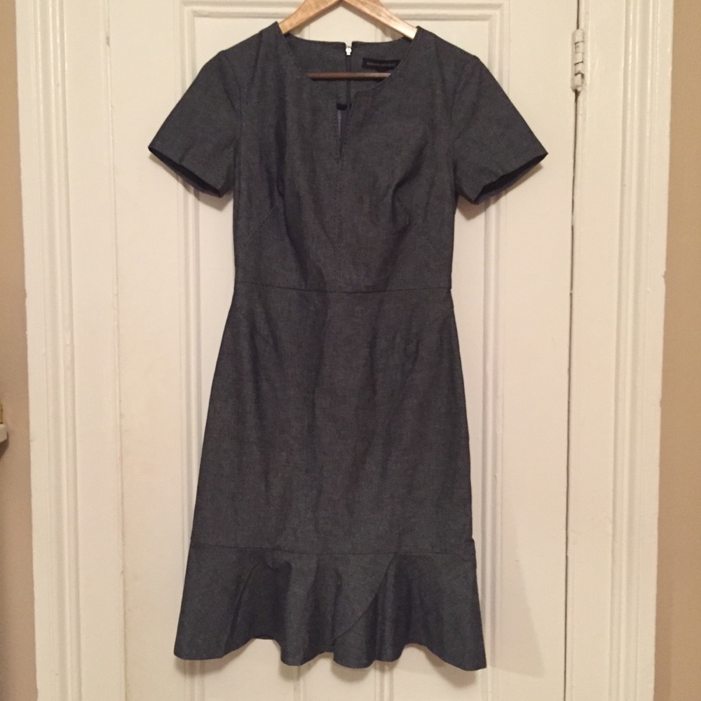 Banana Republic grey dress with stitching detail
